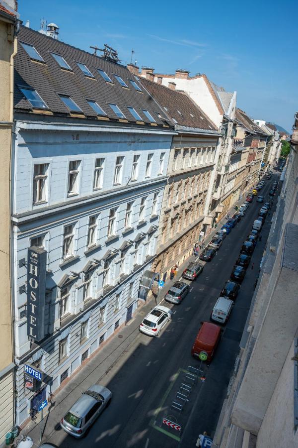 Mp * Budapeszt